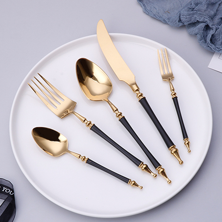 Kitchen Gadgets Luxury - Set di stoviglie di lusso in