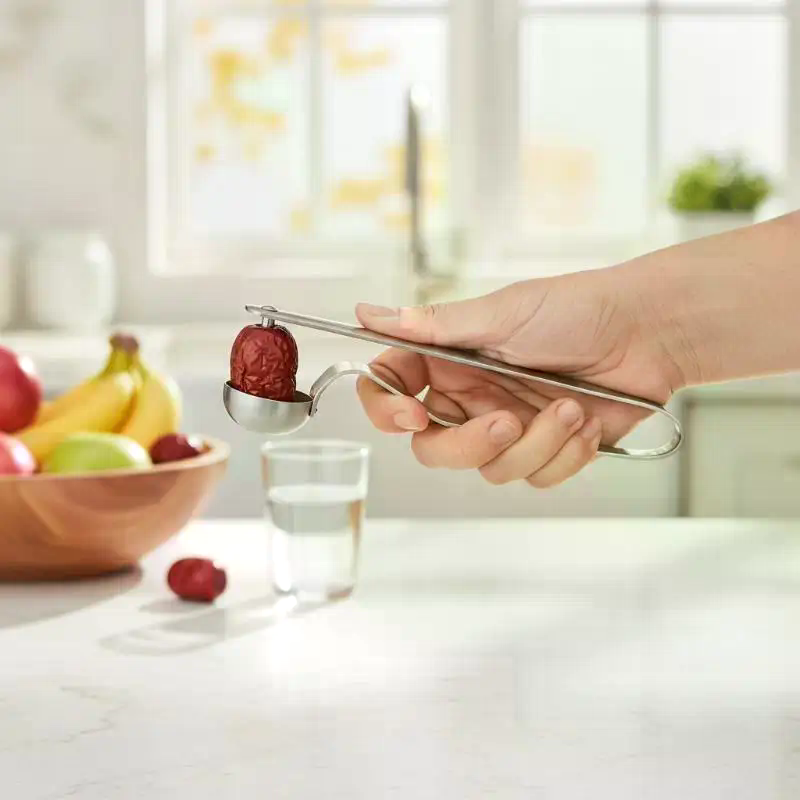 Kitchen Gadgets Usa - # @Strumento per togliere il nocciolo