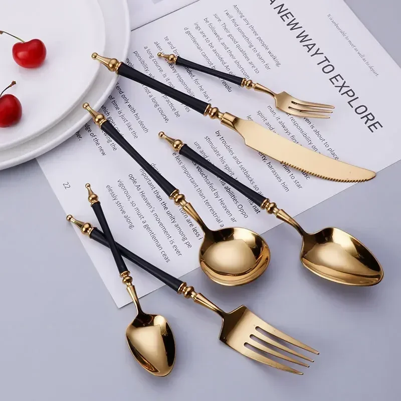 Set di stoviglie di lusso in o - Kitchen Gadgets Luxury recensione e prezzo